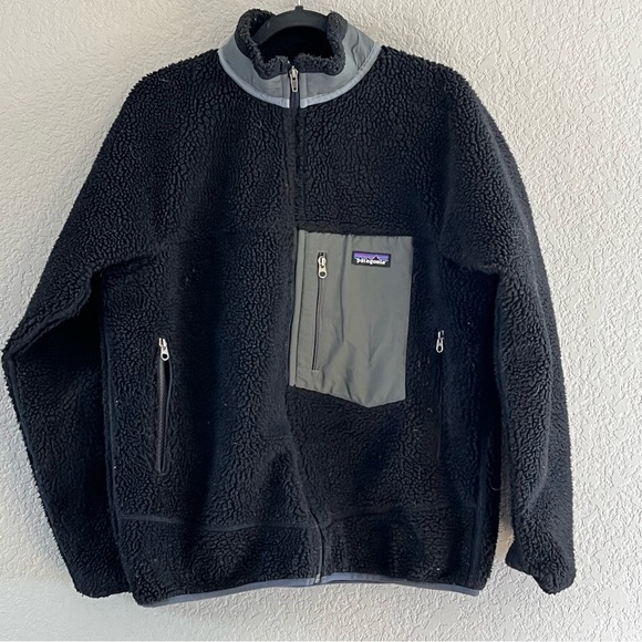 Patagonia Retro Deep Pile Black & Gray Pocket Jacket SZ Medium